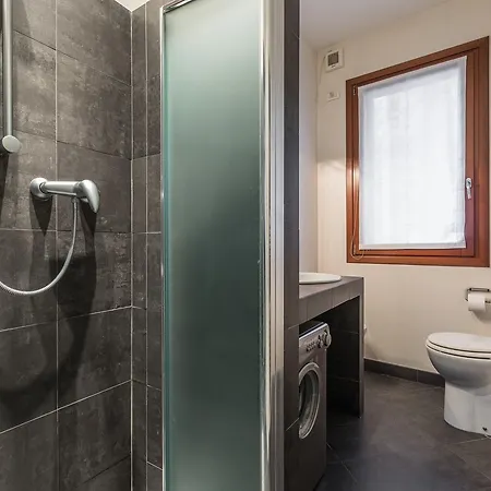 Ca' Della Frutta Venetian