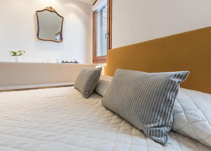 Ca' Della Frutta Venetian Apartment Venice
